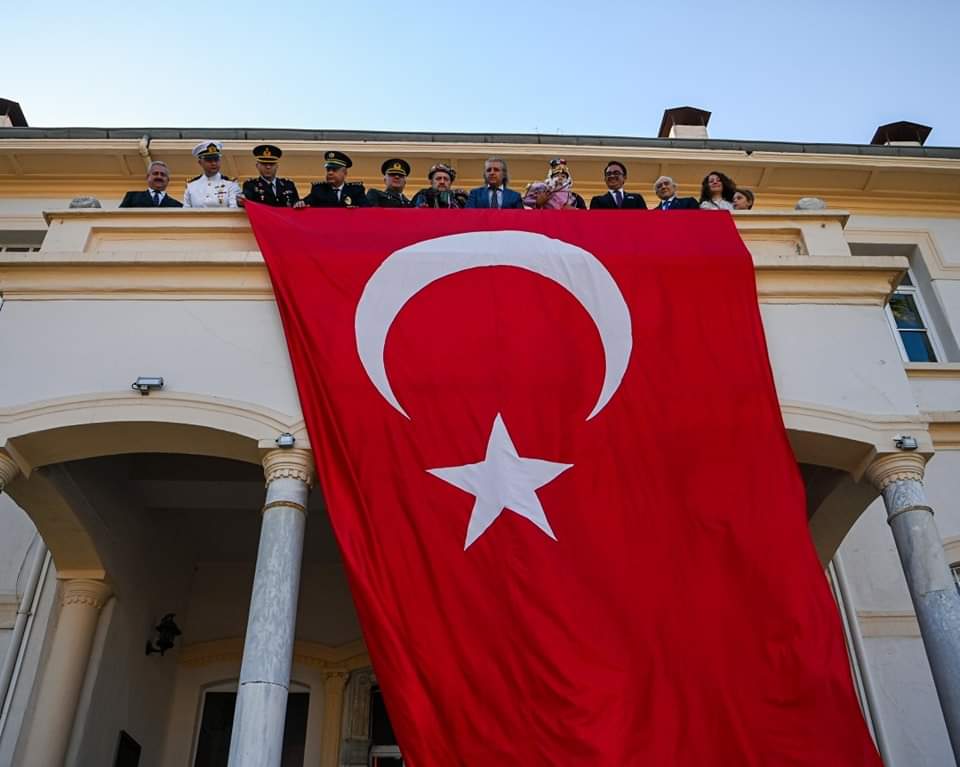 Kuşadası'nın Düşman İşgalinden Kurtuluşunun 102. Yıl Dönümü Coşkuyla Kutlandı